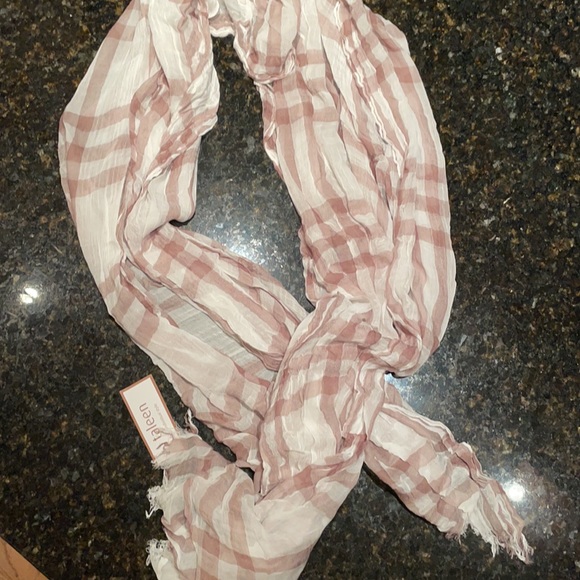 Scarf Bundle - Picture 8 of 9